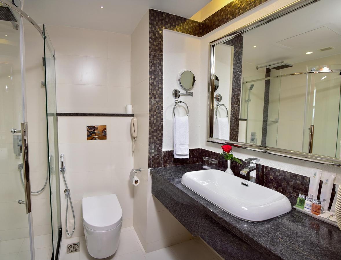 The Central Residency Thiruvananthapuram Esterno foto